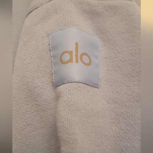 ALO Yoga polo henley pullover sweatshirt 💙 - Picture 9 of 10